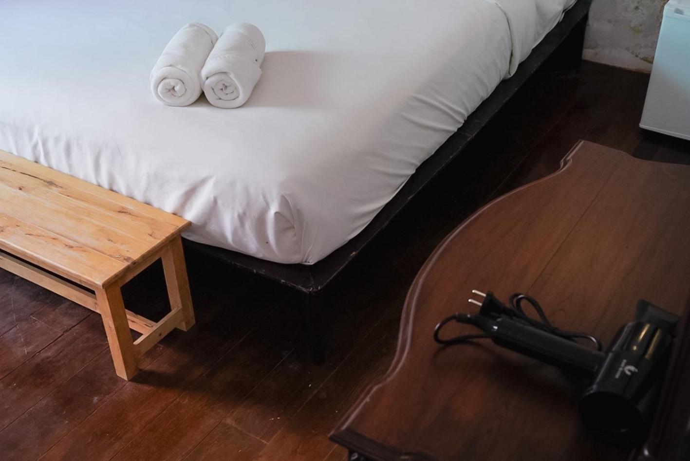 Mitr Inn Yaowarat Bangkok Luaran gambar